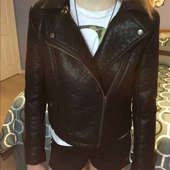 F21 LEATHER JACKET