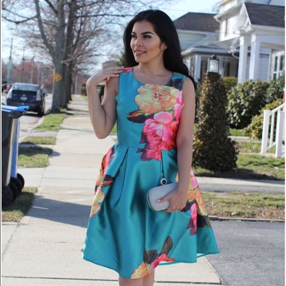 The lily dress