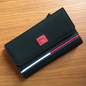 Vintage Tommy Hilfiger Tri-fold wallet