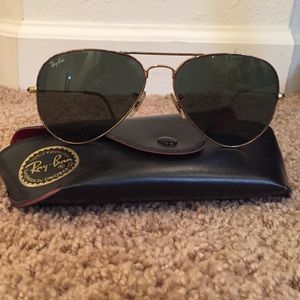 Gold Ray Ban aviator sunglasses