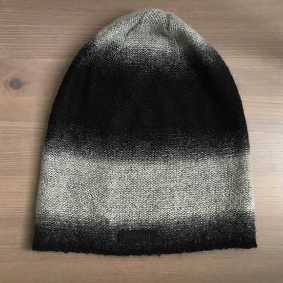 Oakley slouchy beanie