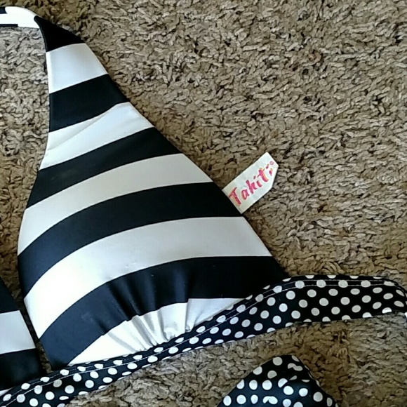 Swim suit - Picture 2 of 4