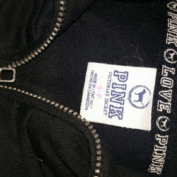 Victoria secret sweater - Picture 3 of 3