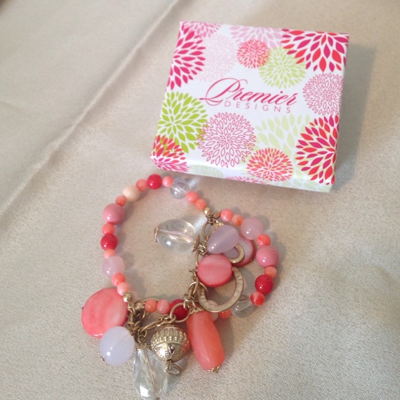 Premier Designs Jewelry - Premiere  Color Wheel bracelet