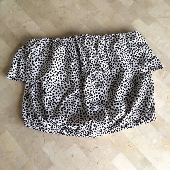 🚫SOLD🚫 Black White Animal Print Spot Boho Crop - Picture 3 of 4