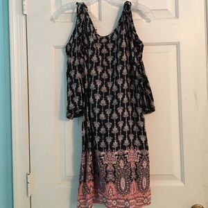 Bohemian cut out sleeve dress