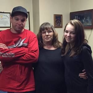 Meet your Posher, Lenora