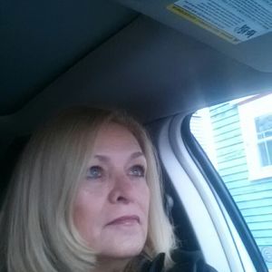Meet your Posher, Claire
