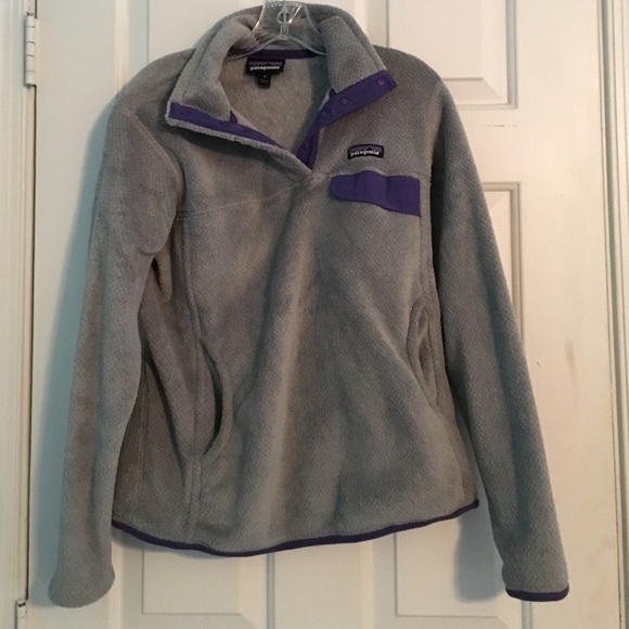 Light gray Patagonia pull over