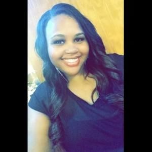 Meet your Posher, Latoyia