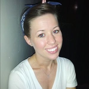 Meet your Posher, Melissa