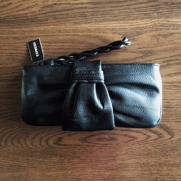 Express Wristlet