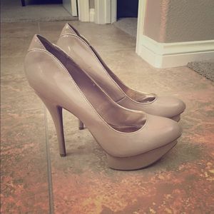 Jennifer Lopez heels