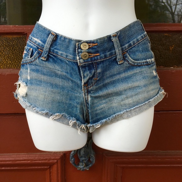 HOLLISTER CUTOFF JEAN SHORTS-SIZE 0 - Picture 1 of 4