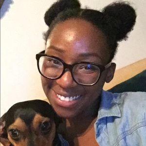 Meet your Posher, Christina
