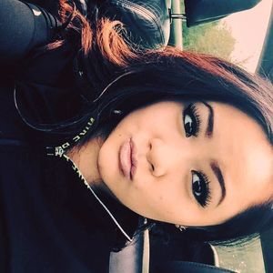 Meet your Posher, Leah