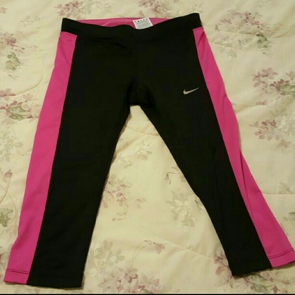 SOLD Nike Crops!