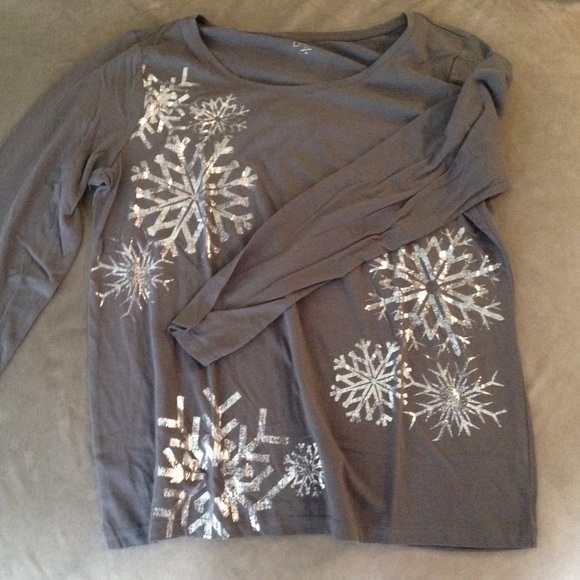 Long sleeved t-shirt