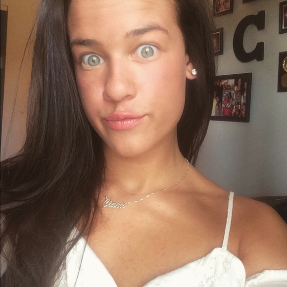 Meet your Posher, Clara