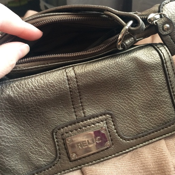 Silver cross body bag - Picture 3 of 3
