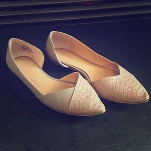 Nine West Pish Posh Flats!