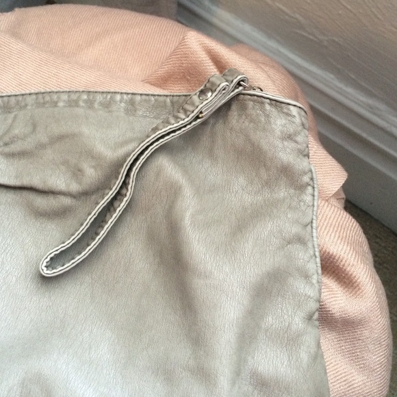 Soft clutch - Picture 2 of 3