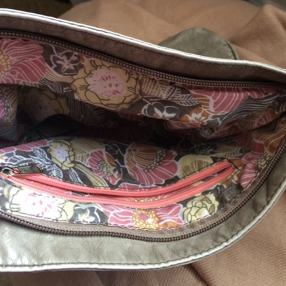 Soft clutch - Picture 3 of 3