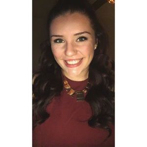 Meet your Posher, Gia