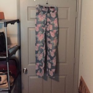 Floral skinny jeans torrid