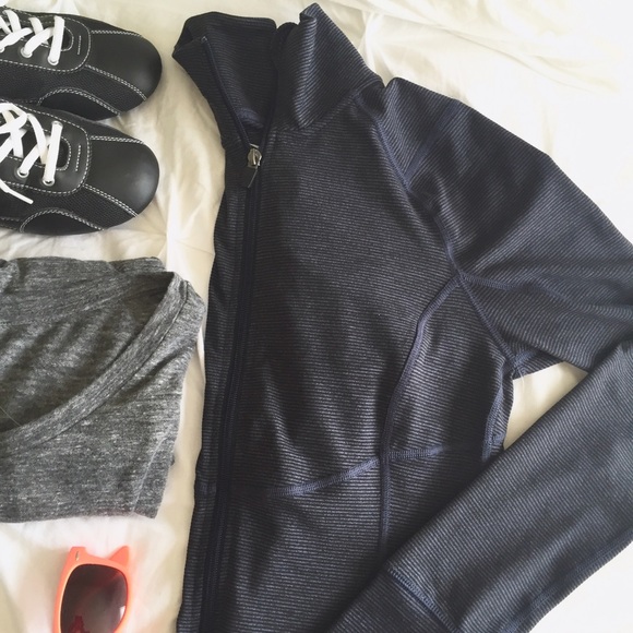 SOLD. navy skinny stripe zip up. - Picture 4 of 4