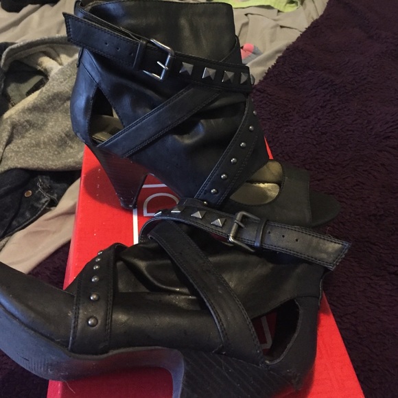 Small open toe heels