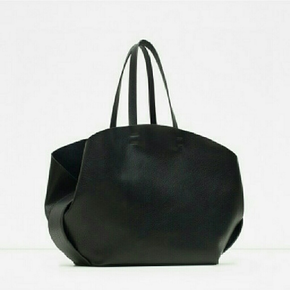 Zara Handbags - Final price! Zara shoulder bag