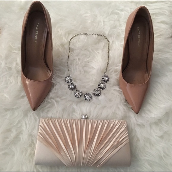 Blush Clutch👝