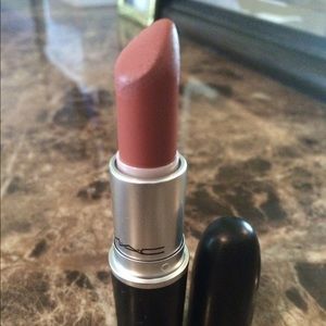 MAC matte velvet teddy