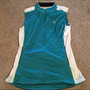 Pearl Izumi size medium cycling shirt