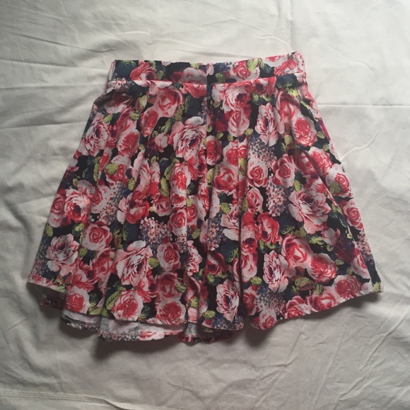 Floral Print Skater Skirt - Picture 1 of 3