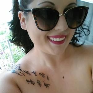 Meet your Posher, Alicia