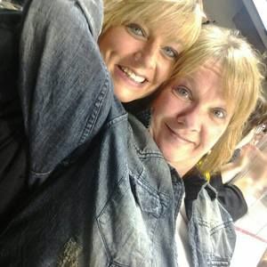 Meet your Posher, Roxanne