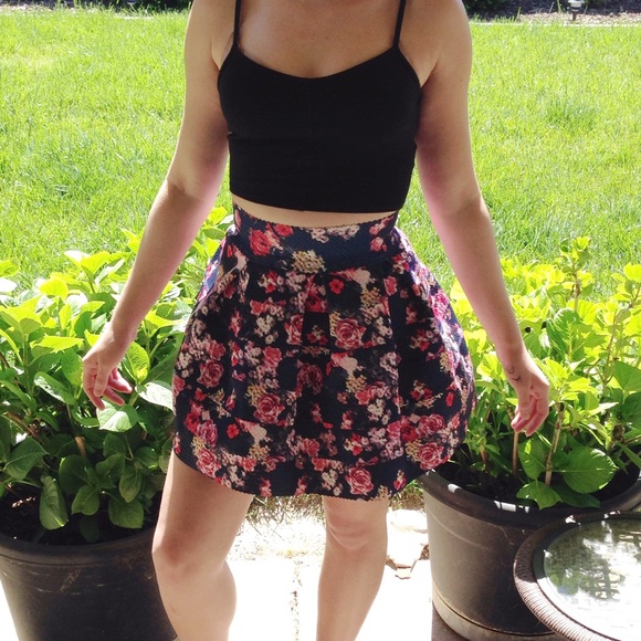 Floral Circle Skirt - Picture 1 of 2