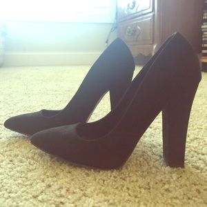 Call It Spring- size 8 black suede heels 4.5"