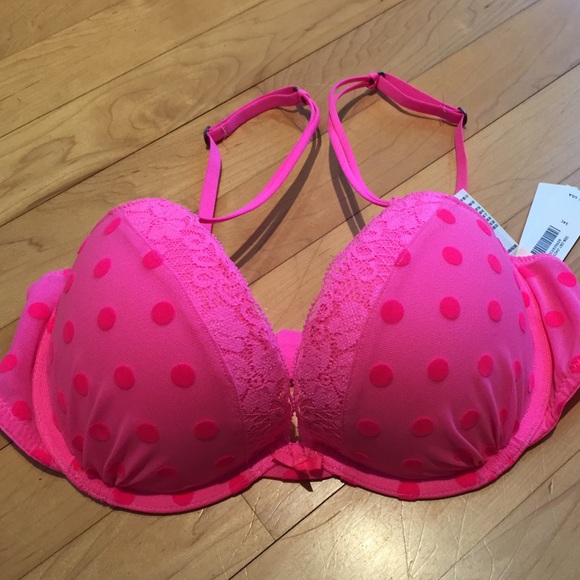 NWT Gilly Hicks Bra