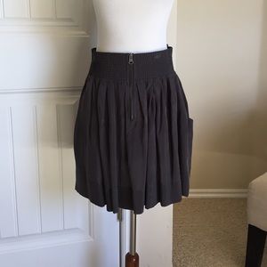 Trf grey skirt with pockets.