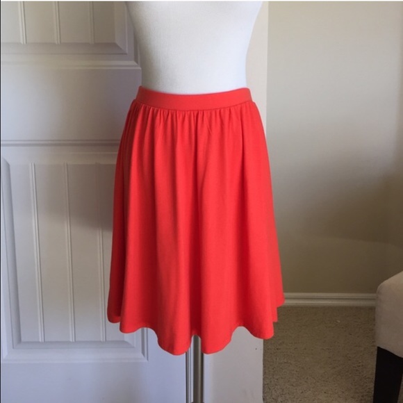 Old navy orange and black jersey skater skirts - Picture 2 of 3