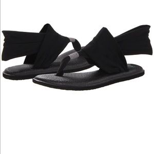 Sanuk Yoga Slings- size 8