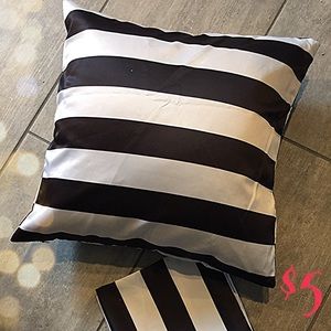 Home Accessories! Pillow covers ❤️