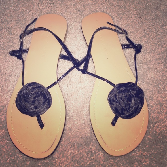 Rampage Black Rose Sandal