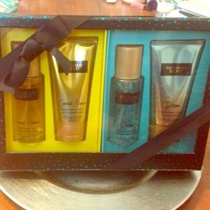Victoria's Secret gift set perfume body lotion