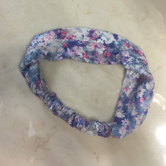 Floral Lace Headband