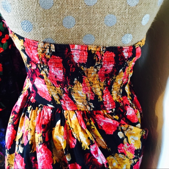 Spring Floral Flattering Tube Top Dress - Picture 2 of 2