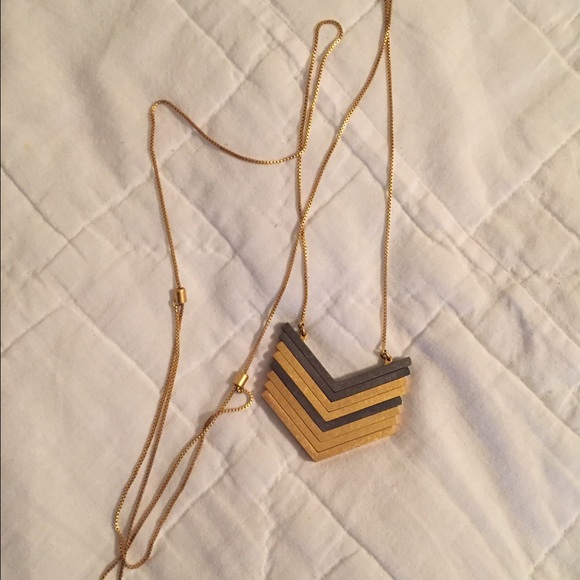 Madewell Arrowstack Necklace - Picture 2 of 3